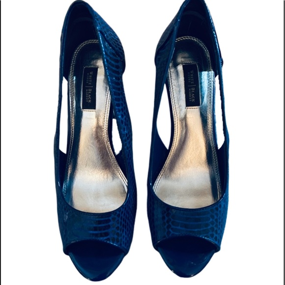 W.H.B.M Snake Embossed Leather Heel’s Blue Sz 7.5 - Picture 3 of 4